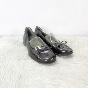Ecco 40 EU 10 US Womens Dark Brown Patent Leather Bow Detail Comfort Flats